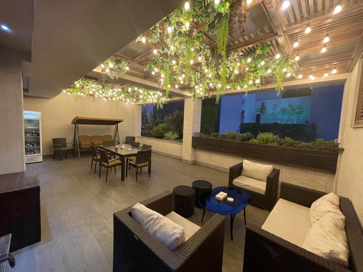 Ibiza Hotel&Spa Ереван Екстериор снимка