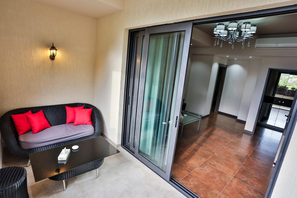 Ibiza Hotel&Spa Ереван Екстериор снимка
