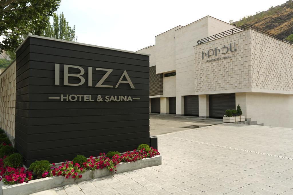 Ibiza Hotel&Spa Ереван Екстериор снимка